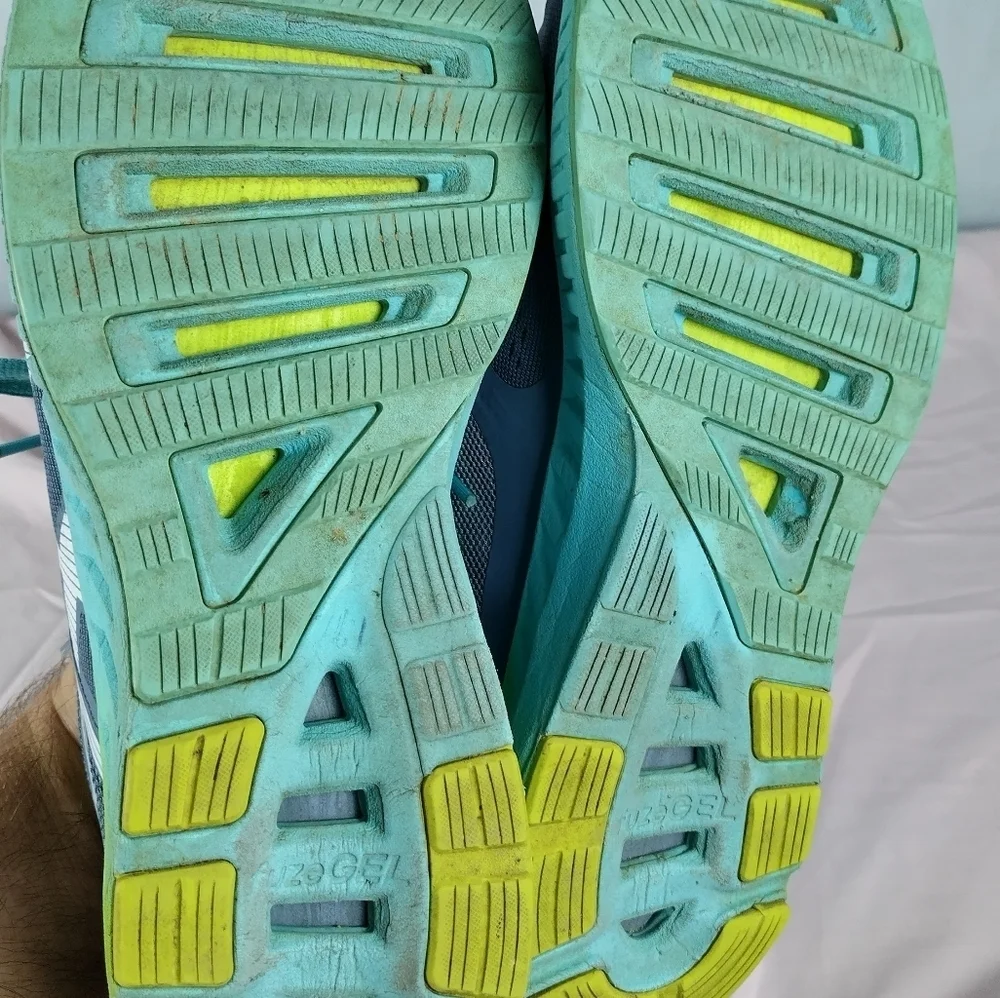 Asics Women's Size 12 Fuze X Lyte Athletic Shoes Gym Running